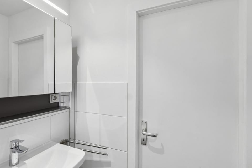 Bathroom, hair dryier, washing machine, dryer