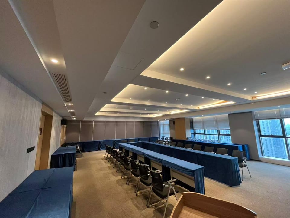 Meeting/conference room
