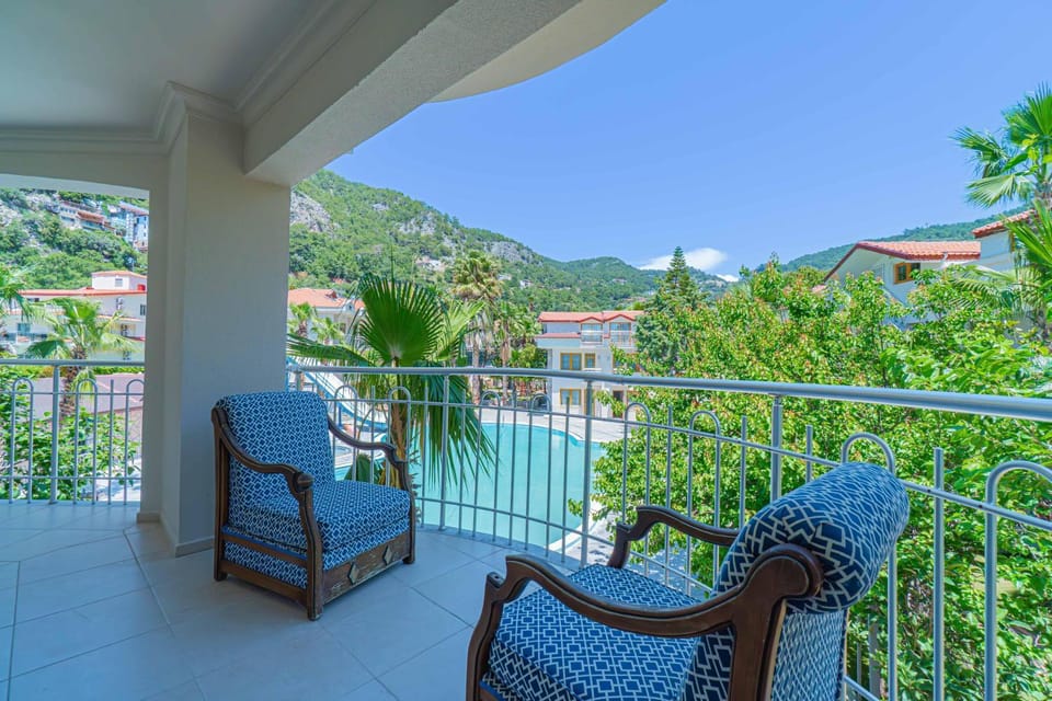Day, View (from property/room), Balcony/Terrace, Swimming pool