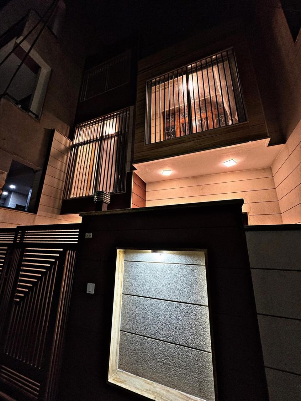 Property building, Night