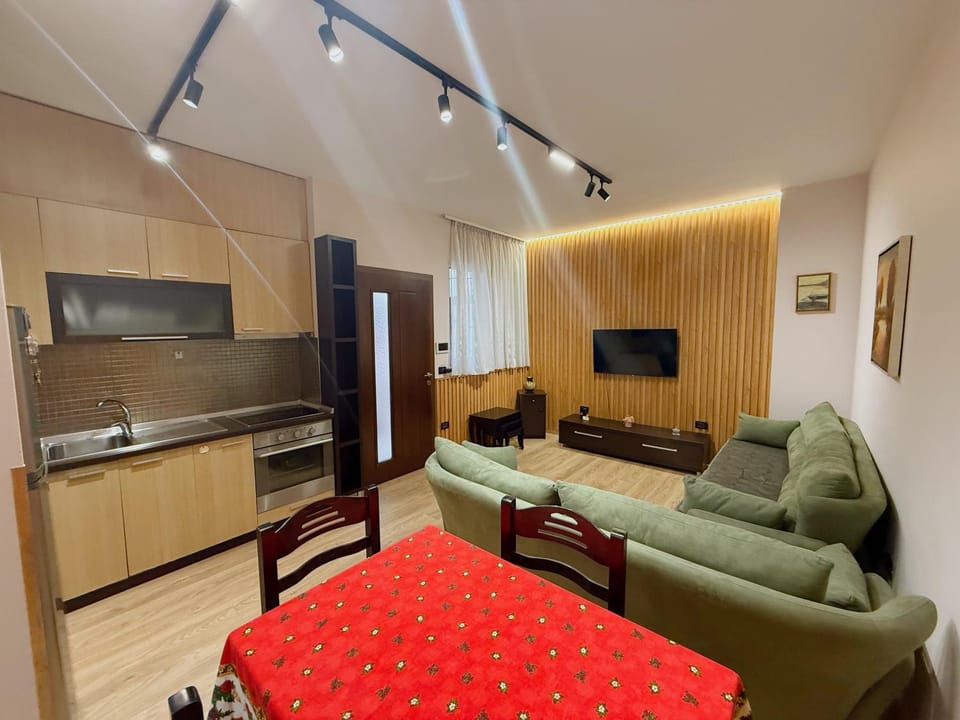 Communal lounge/ TV room, TV and multimedia, Kitchen or kitchenette, Living room, Seating area, Dining area, Evening entertainment, minibar, oven, stove
