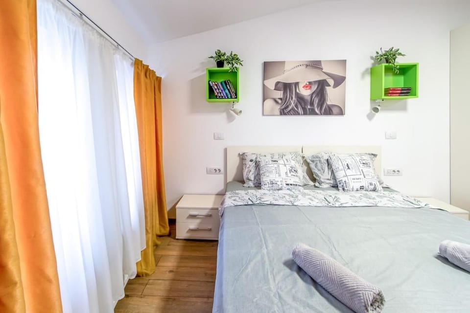 Cosy and tiny room Apartment in Bucharest