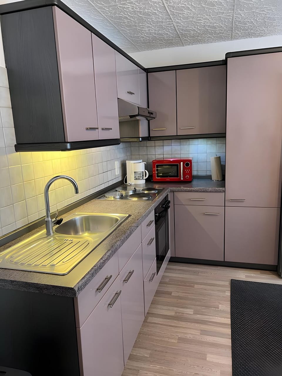 Kitchen or kitchenette, Living room
