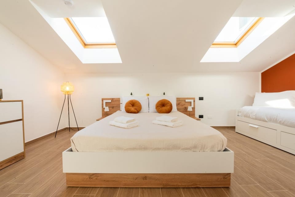 Exclusive Rooftop near Milano, Rho Fiera & MXP - 6 Guests Apartment in Lombardy
