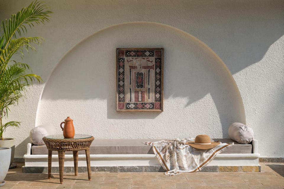 Decorative detail, Seating area