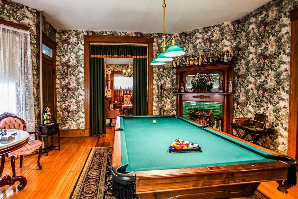 Billiard
