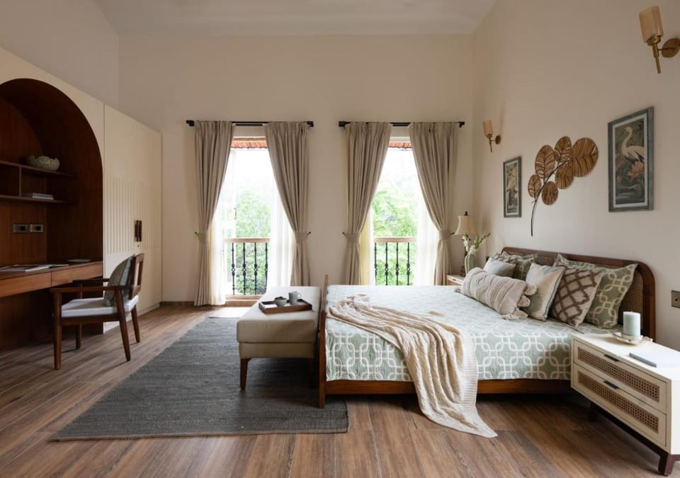 Bed, Bedroom