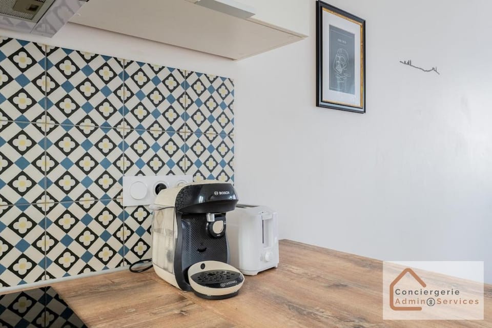 Coffee/tea facilities, Kitchen or kitchenette, toaster