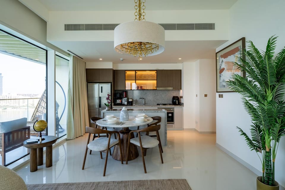 Kitchen or kitchenette, Living room, Seating area, Dining area, dishwasher, stove