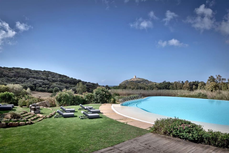 Pool view, Swimming pool