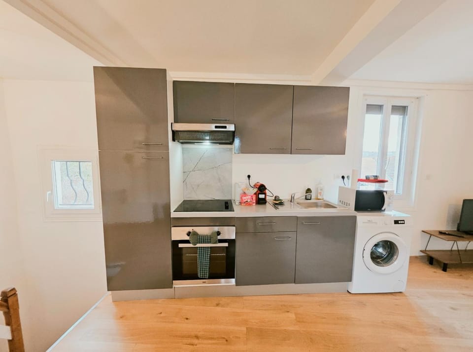 Appartement paisible proche centre Apartment in Angoulême