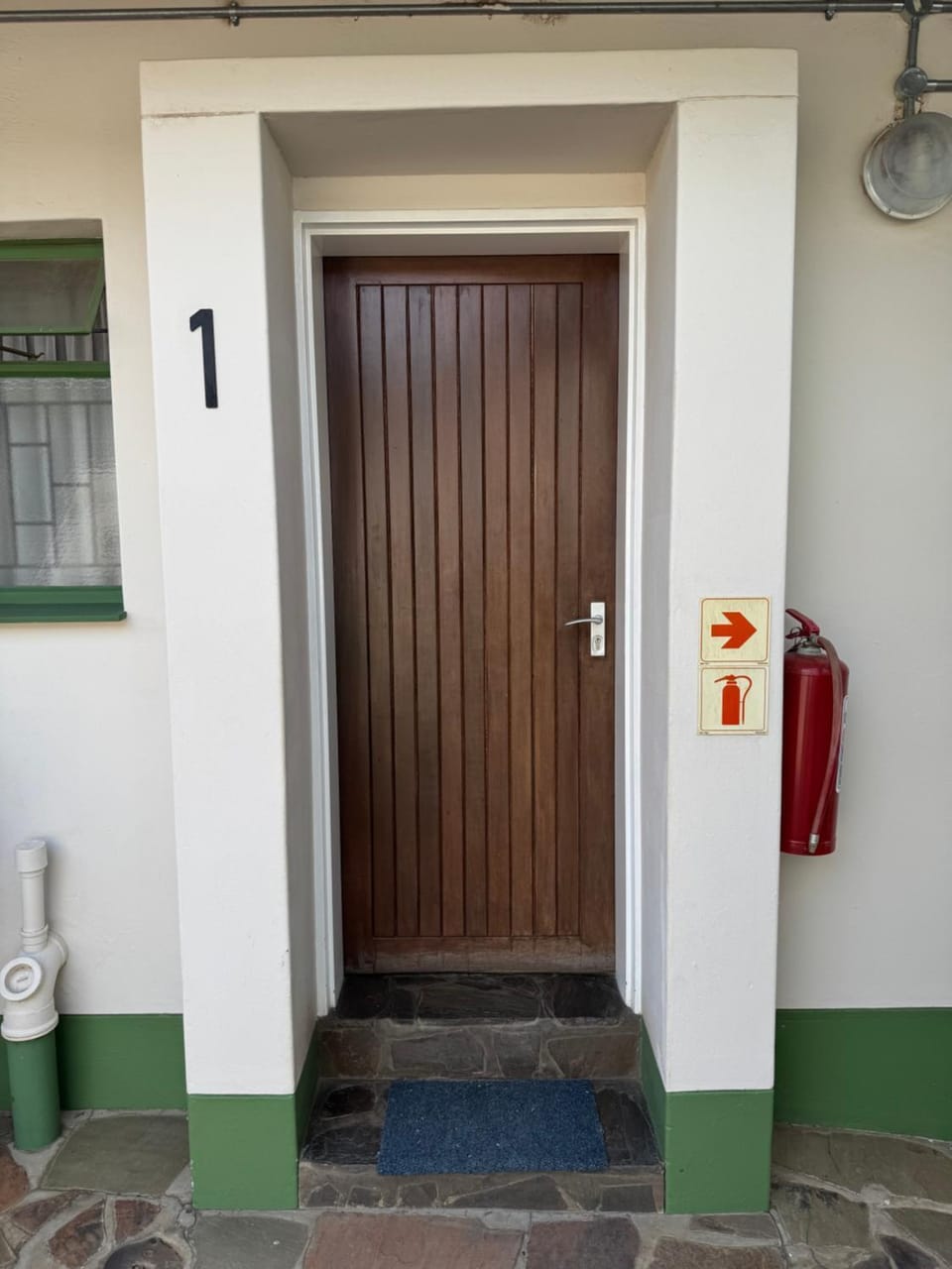 Facade/entrance
