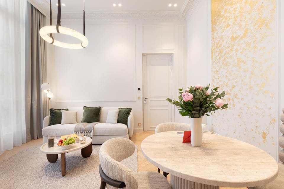 Living room, Seating area, Dining area