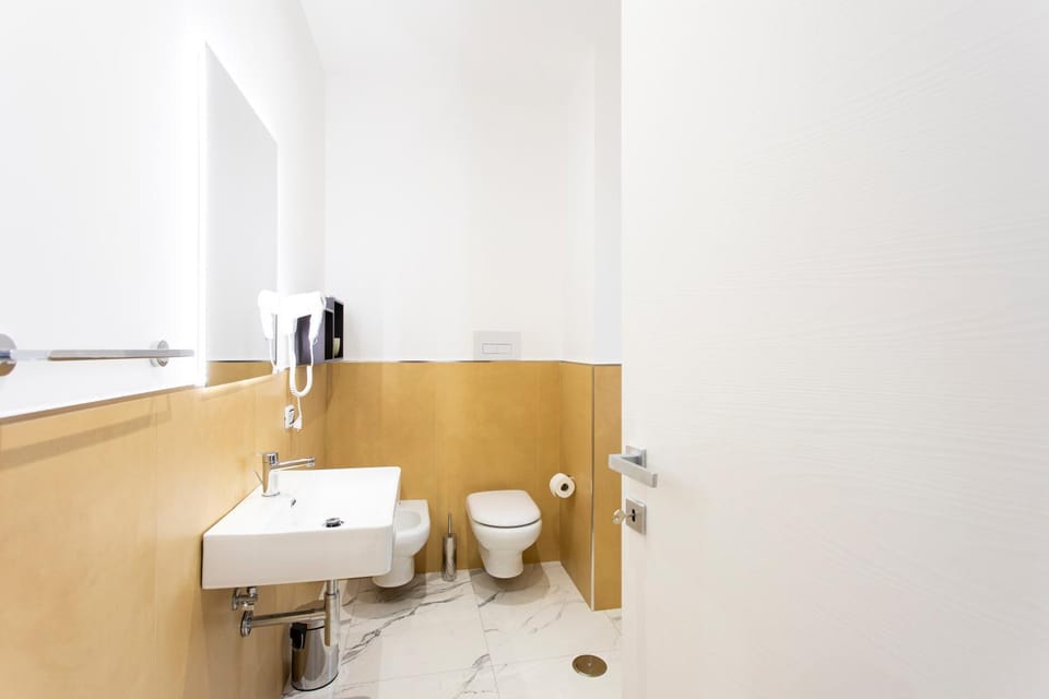 Toilet, Bathroom