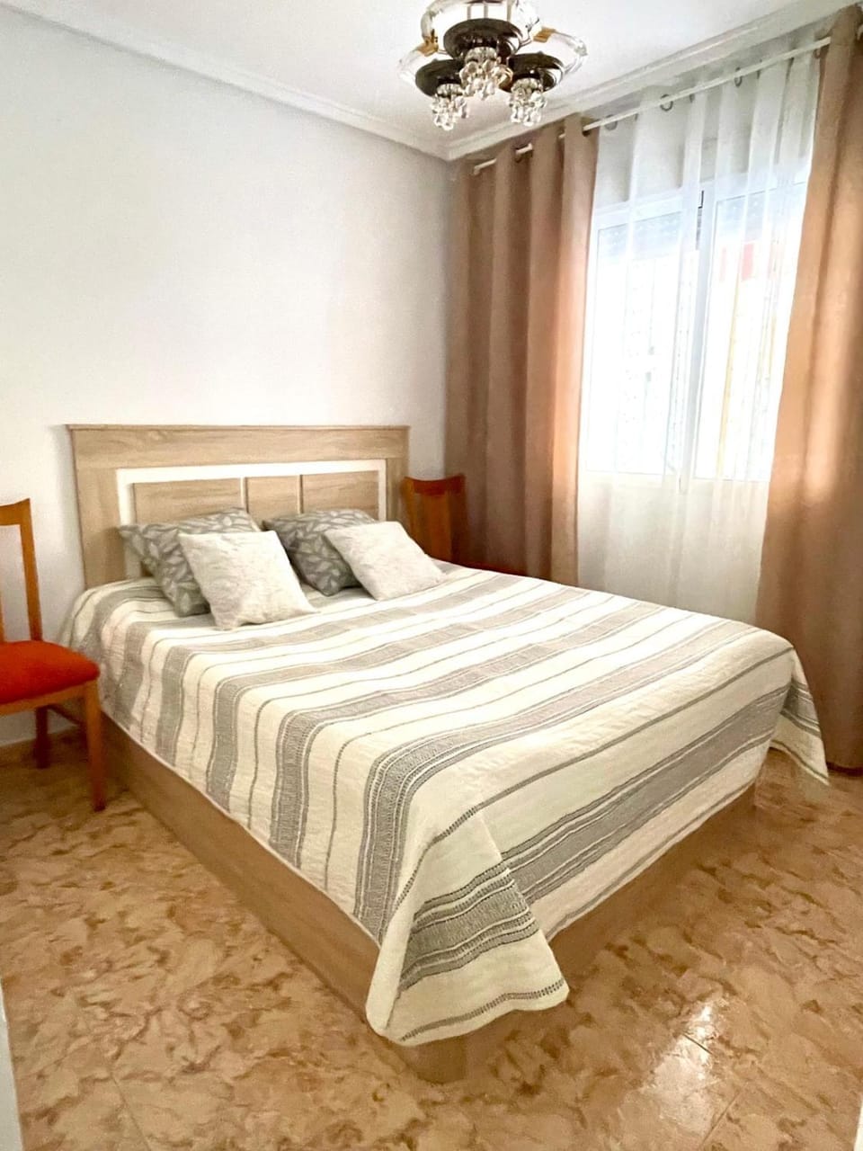 Apartment La Loma with Garage,Pool and Lift Apartment in Torrevieja