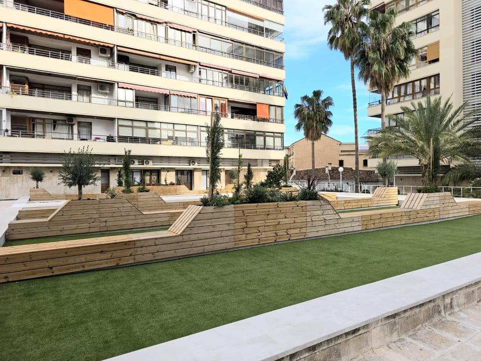 Nogalera Rainbow 2-bedroom apartment, Pool and parking BY NAMASTE ELITE Apartment in Torremolinos
