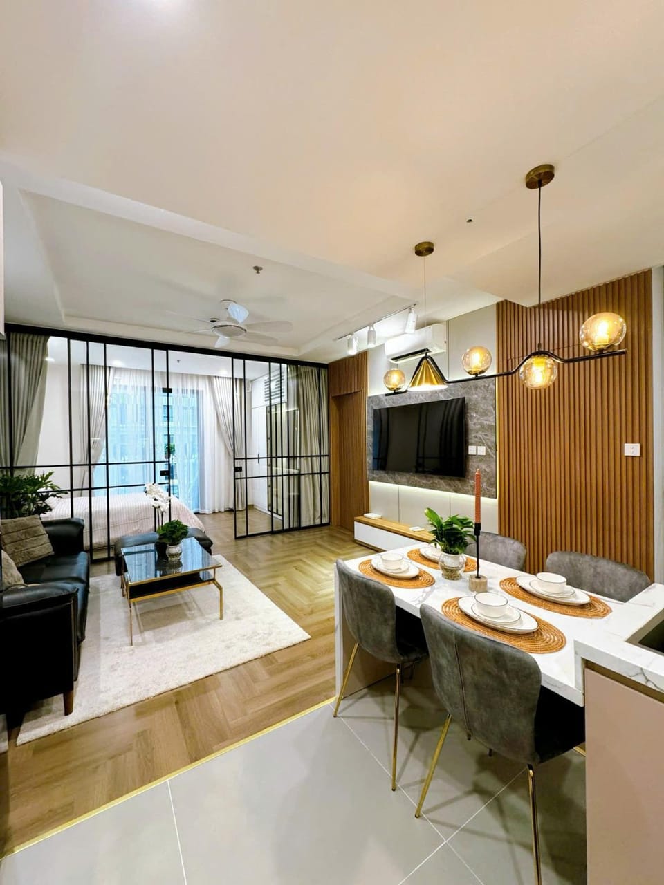 MERCI HOUSE - Apartment in Vinhomes Times city Apartment in Hanoi
