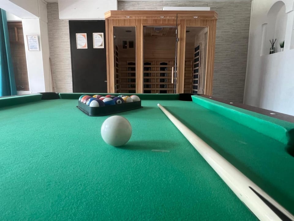 Billiard, Game Room, Sauna
