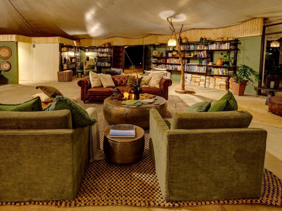Lounge or bar