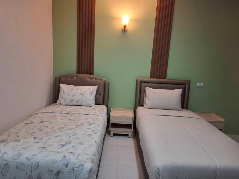 โรงแรม เดอะกรีนนิช รีสอร์ท Hotel in Laos