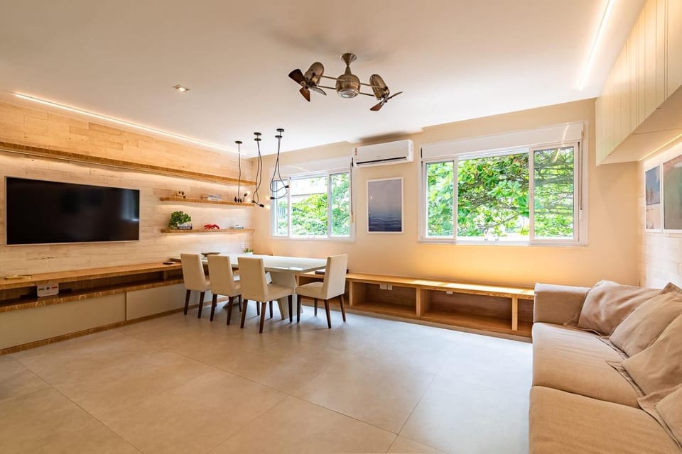 Leblon Elegance: a apenas 2 minutos da Praia Apartment in Rio de Janeiro