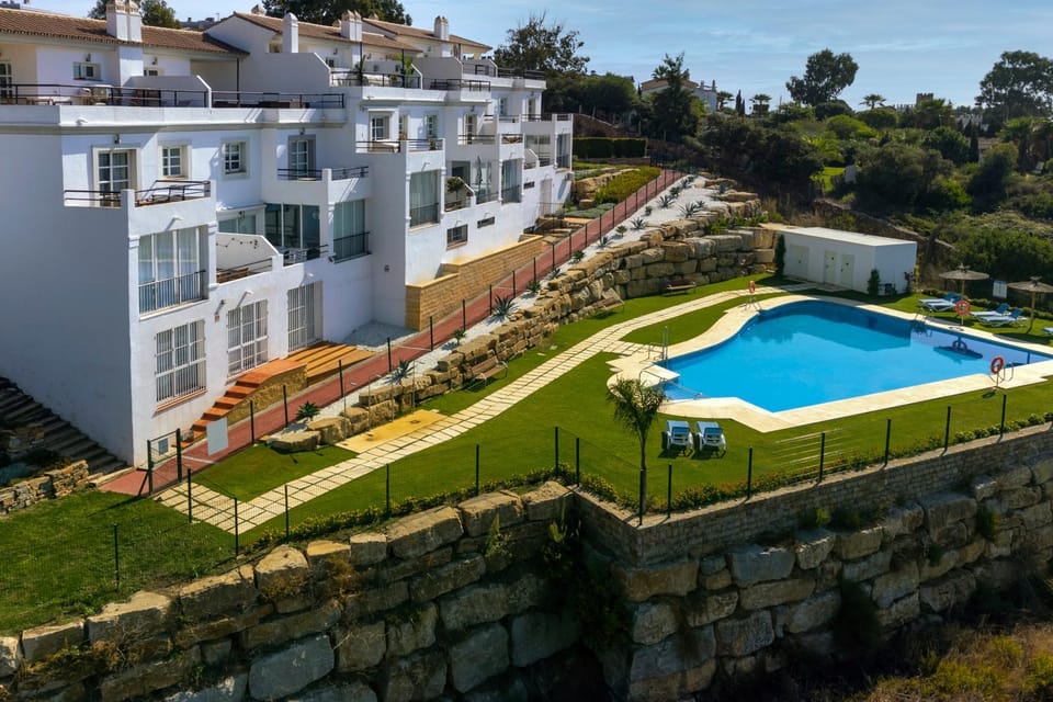 Property building, Pool view, Swimming pool