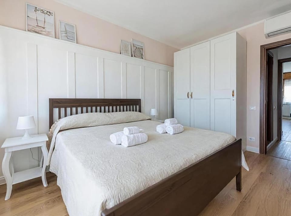 Bed, wardrobe