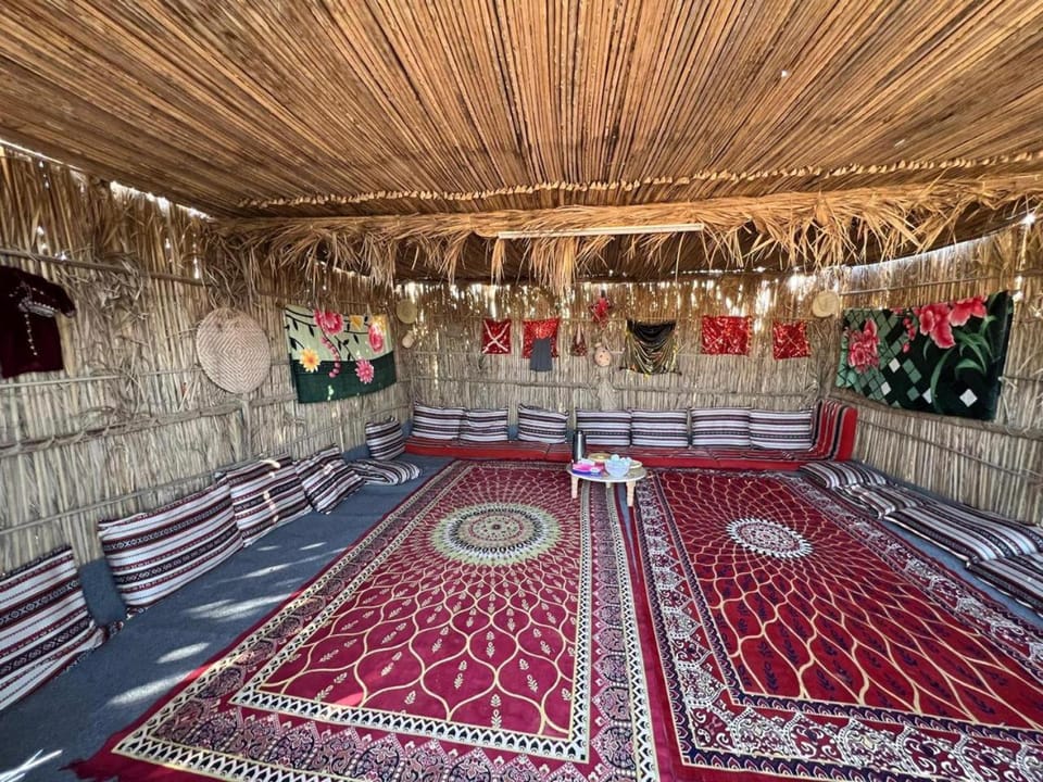 Authentic Nomads camp Luxury tent in Oman