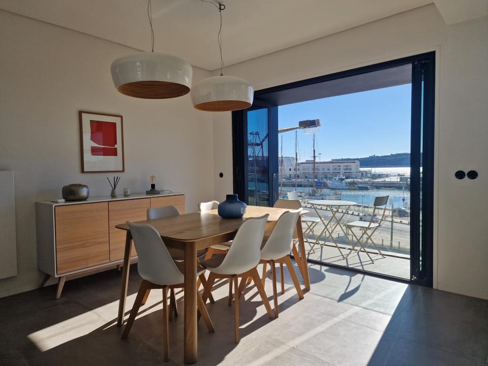 View (from property/room), Balcony/Terrace, Seating area, Dining area