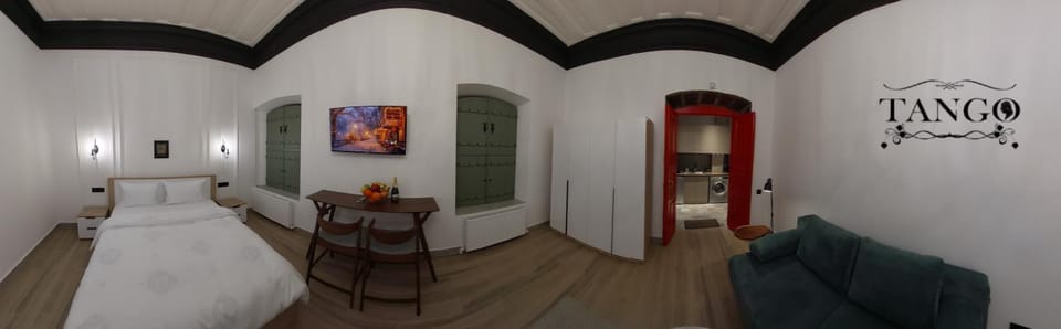 Bed, Seating area, Bedroom
