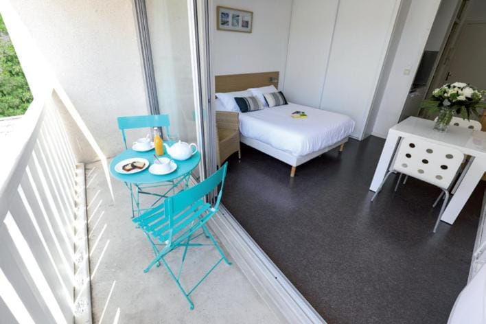 STUDIOS LE FOURNADET à 50 m des thermes les Ecureuils Apartment in Dax