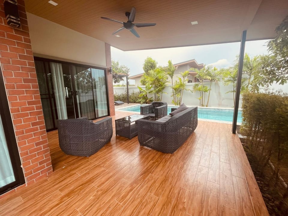 Day, Balcony/Terrace, Balcony/Terrace, Garden view, Pool view, Swimming pool