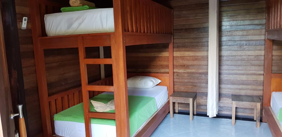 bunk bed