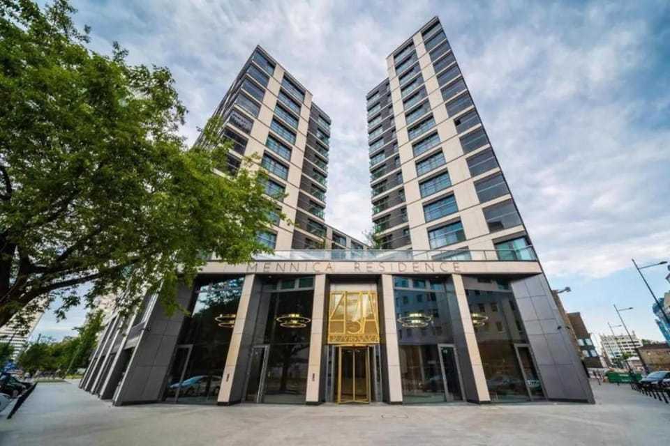 Property building, Day