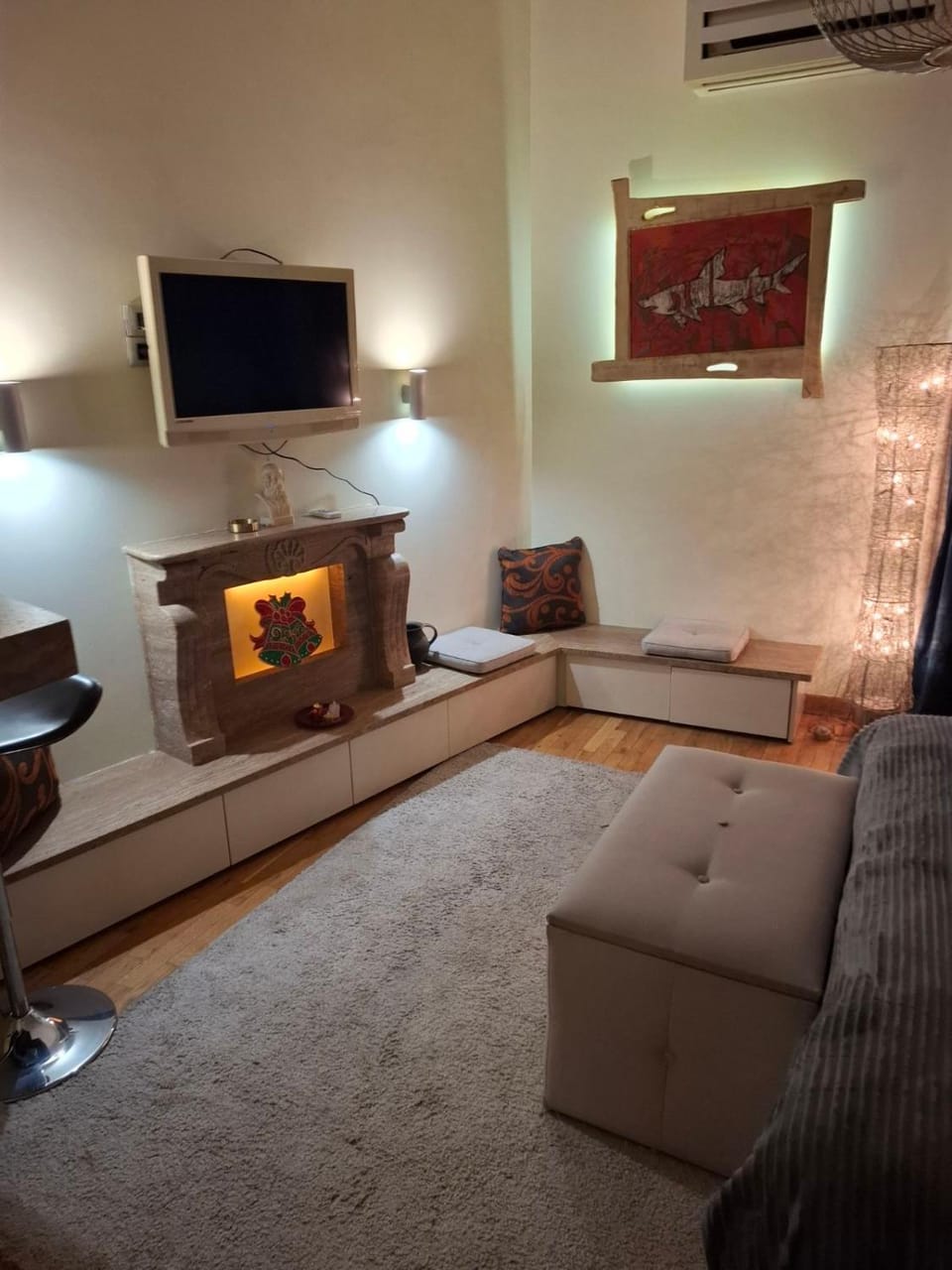 TV and multimedia, air conditioner