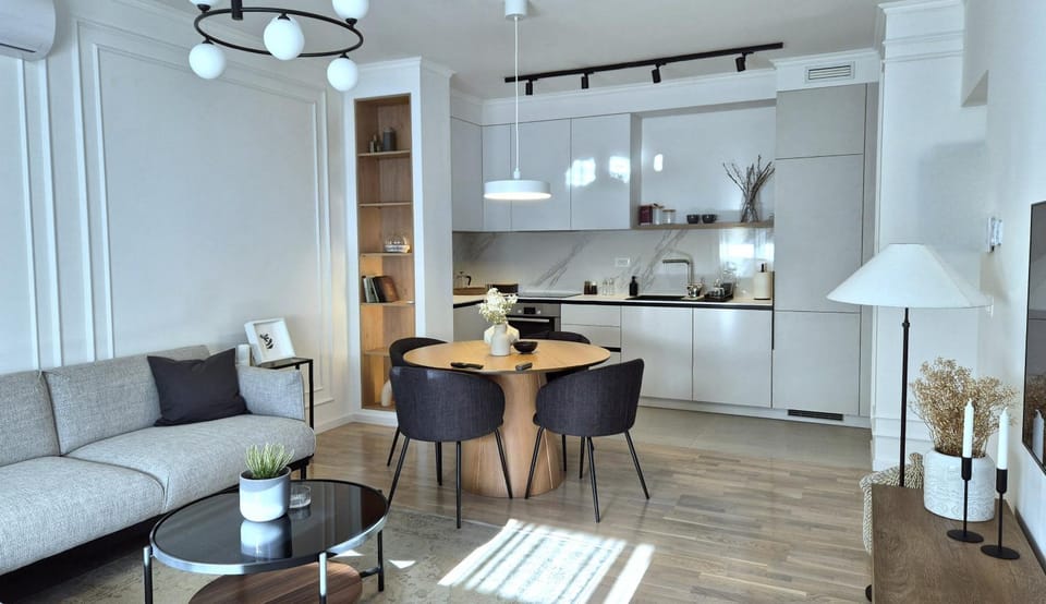 Living room, Seating area, Dining area