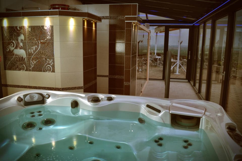 Sauna, Spa and wellness centre/facilities