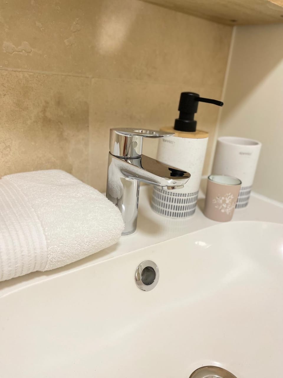 Studio cosy en Provence avec parking Le Monaco Apartment in Aix-en-Provence