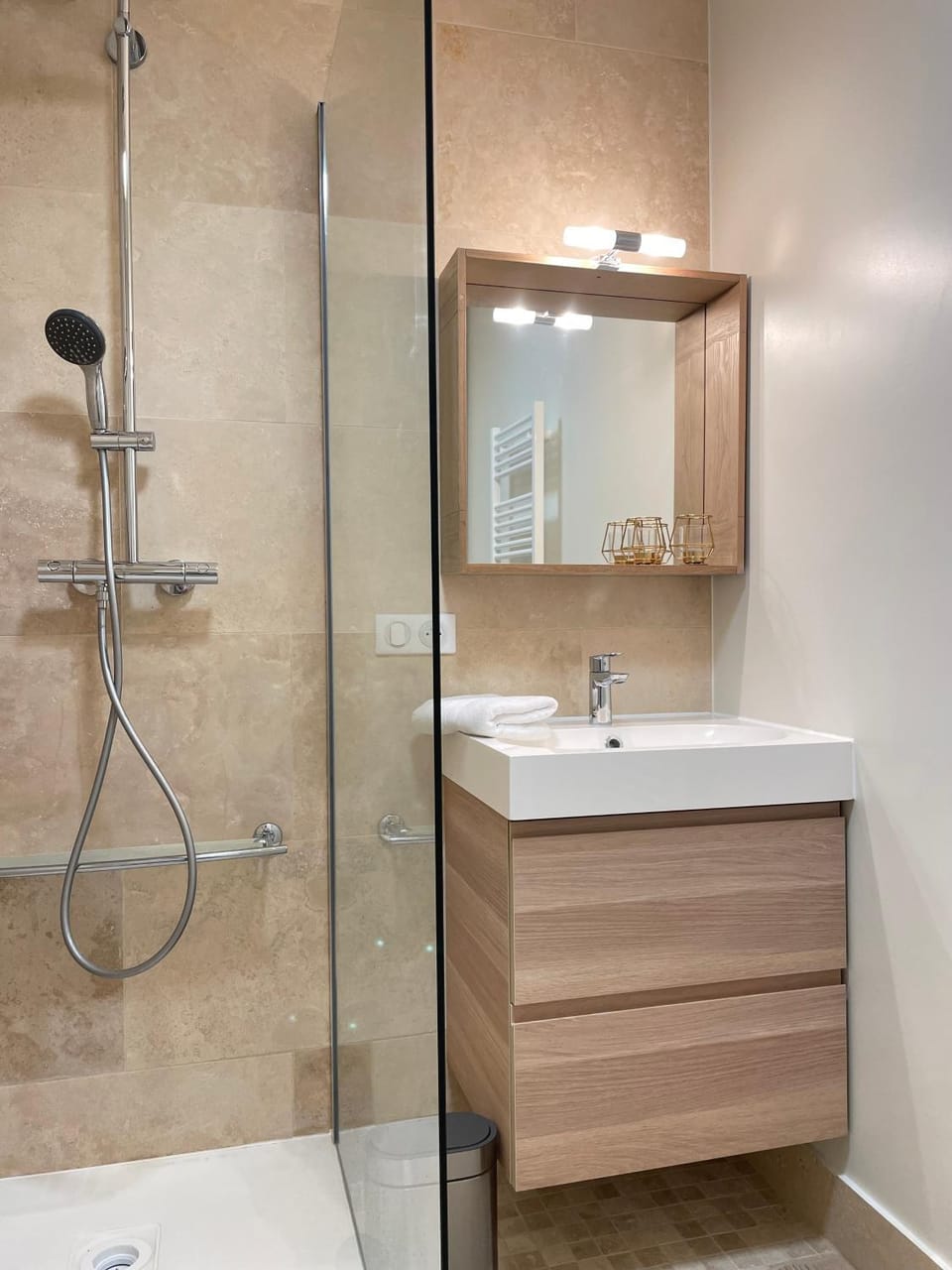 Studio cosy en Provence avec parking Le Monaco Apartment in Aix-en-Provence
