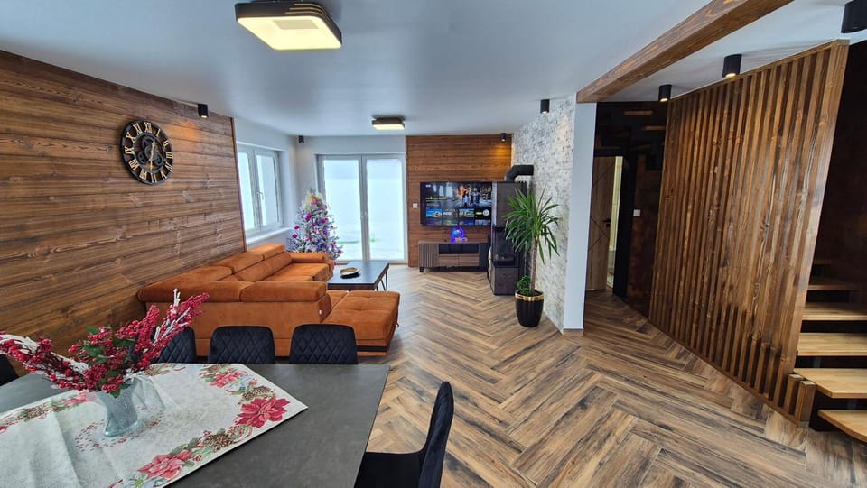 TV and multimedia, Living room