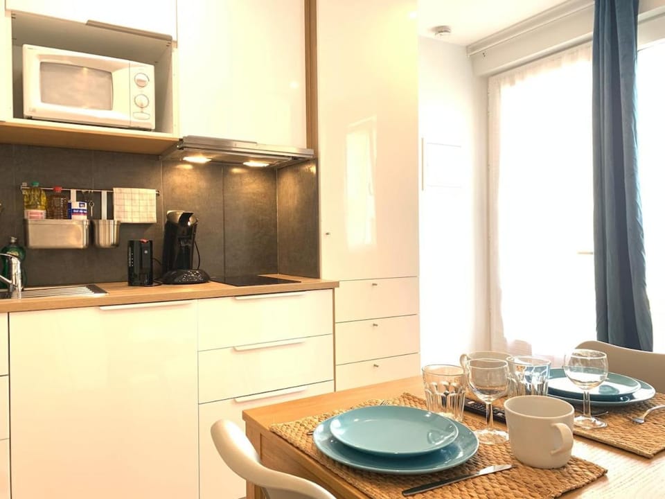 Cosy studio RER B RER C 500m Orly à 20 min M2 Apartment in Massy