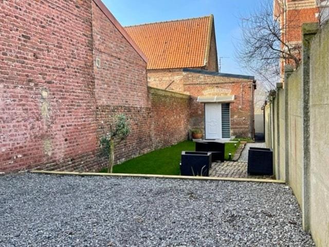 Property building, Garden, Garden