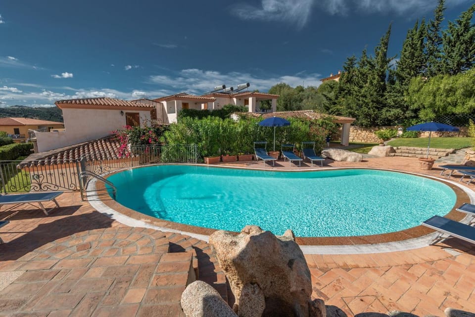 Spring, Winter, Summer, Autumn, Swimming pool