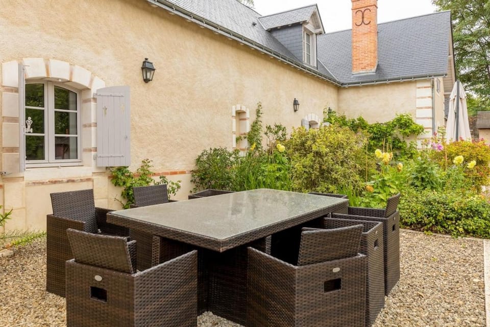 Domaine de la Garnauderie Gîte des Chênes House in Centre-Val de Loire