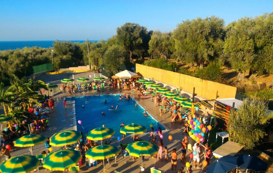 Natural landscape, Pool view, Sea view, Swimming pool, sunbed