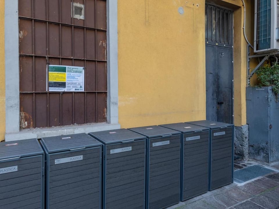 Duomo 15 min M3 Bocconi University Navigli Luxury Loft Apartment in Milan
