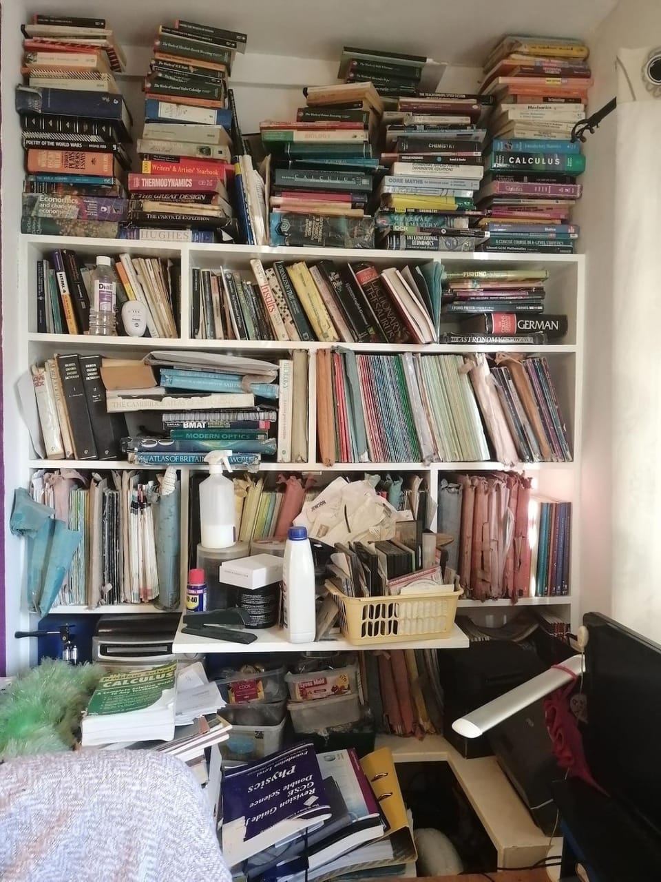 Library, Internal: Not applicable to any particular room