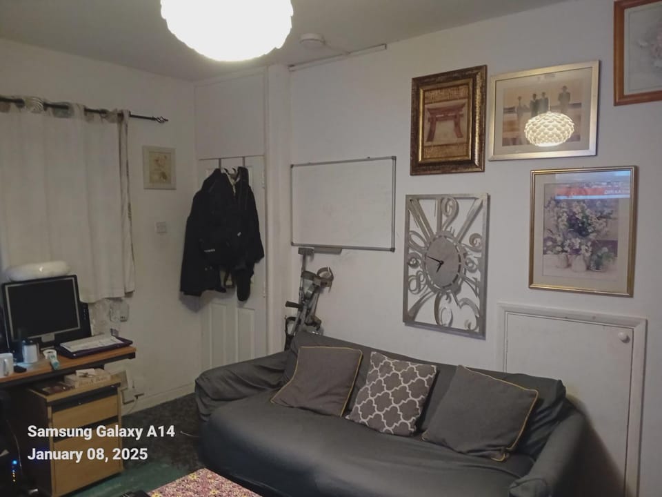 Communal lounge/ TV room, TV and multimedia, Living room, Seating area, Internal: Not applicable to any particular room