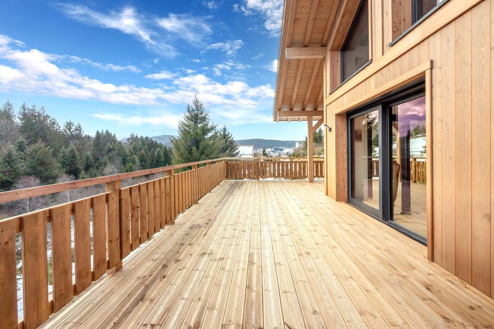 Property building, Day, Natural landscape, View (from property/room), Balcony/Terrace
