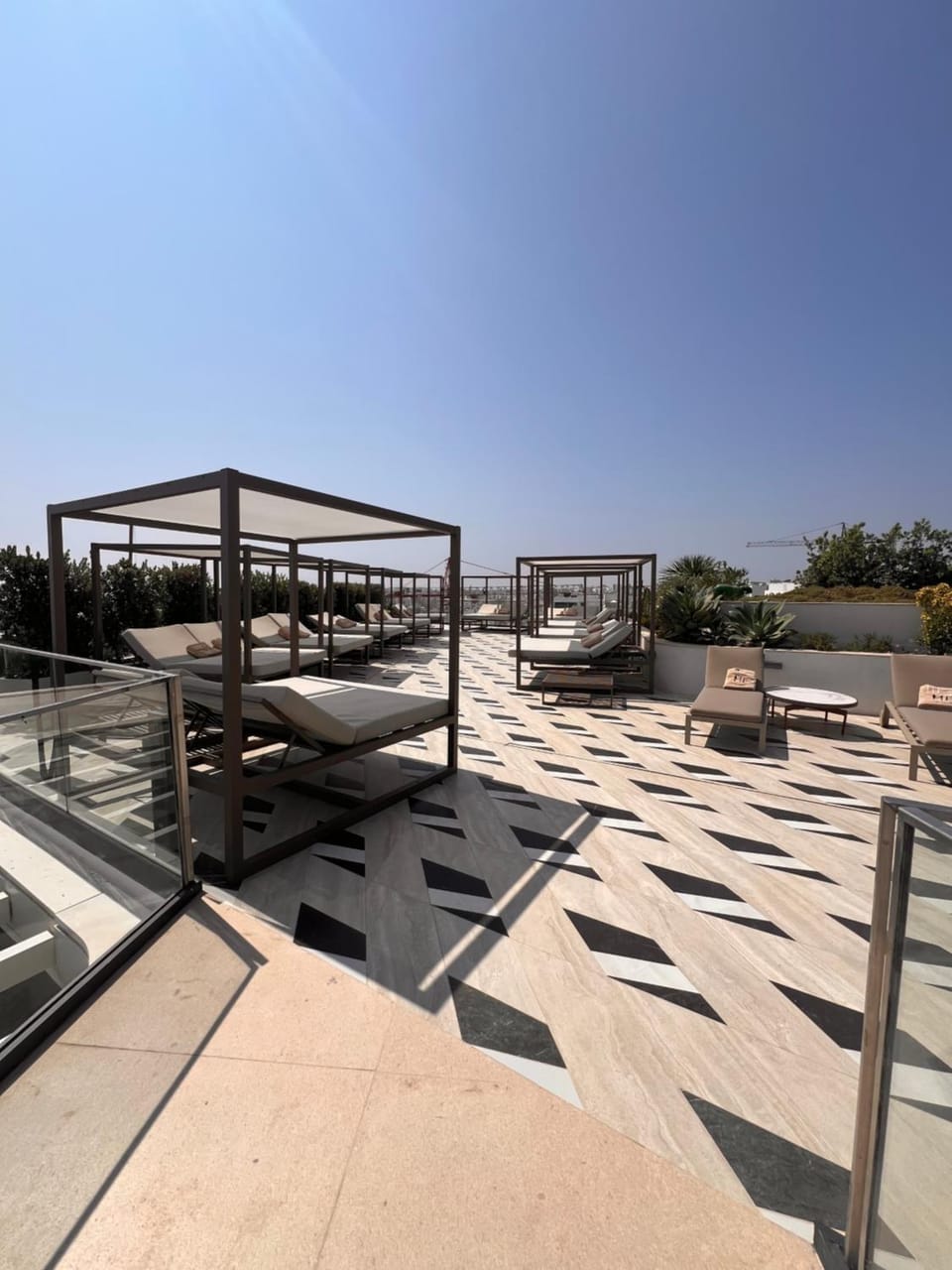 Corner 1 Bed Apart in Mercury Suites with Rooftop Pool Seasonal Apartment in Saint Julians